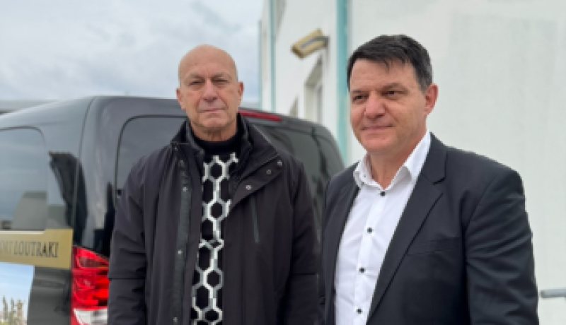 Δήμος Λουτρακίου – Περαχώρας – Αγίων Θεοδώρων: Δωρεά ηλεκτρονικού εξοπλισμού από την Club Hotel Casino Loutraki στα σχολεία του Δήμου